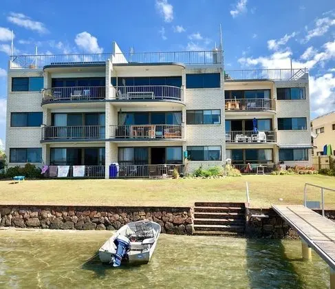 Wharf Lodge - Dış Mekan