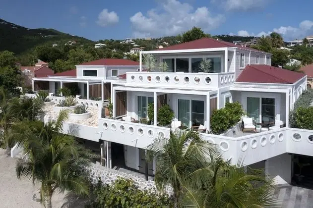 Wharfside Village Hotel