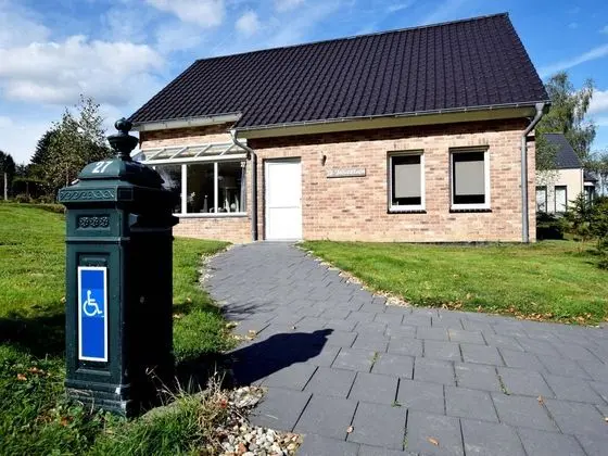 Wheelchair-friendly House With Sauna at the German Border - Dış Mekan