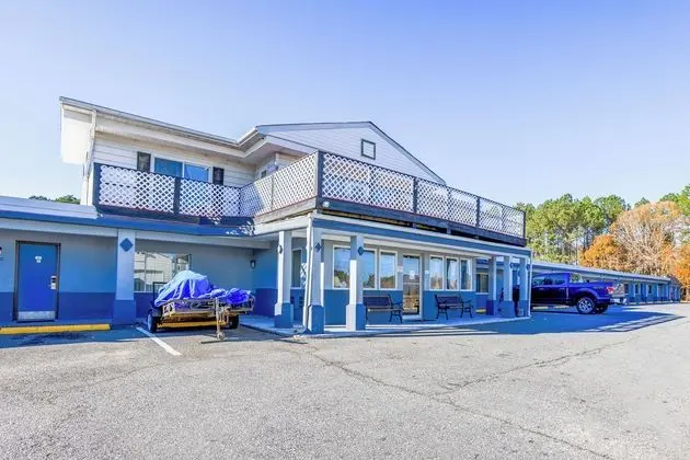 Whispering Pines Motel - Öne Çıkan Resim