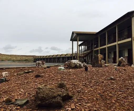 Whispering Sands Motel - Dış Mekan