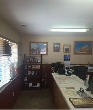 Whispering Sands Motel - Lobi