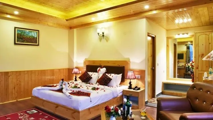 Whistling Pines Resorts and Spa - Oda