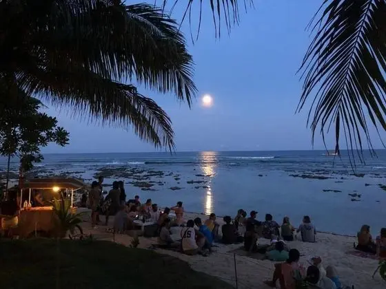 White Banana Beach Club - Plaj