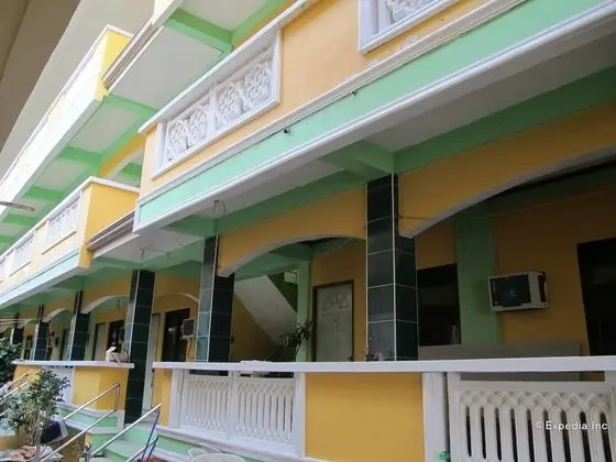 White Beach Hotel Bar and Restaurant - Dış Mekan