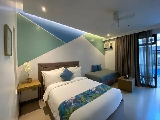 White Breeze Palawan Boutique Hotel