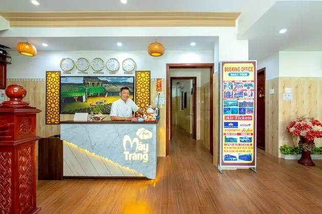White Cloud Homestay - Lobi