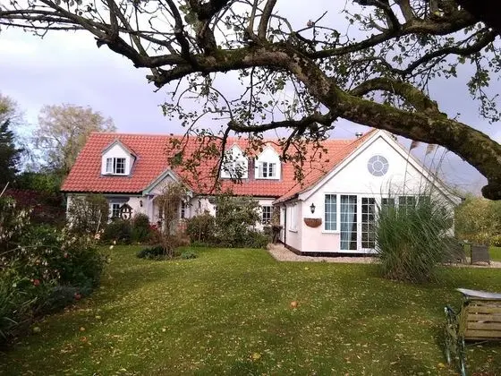 White Cottage B&B