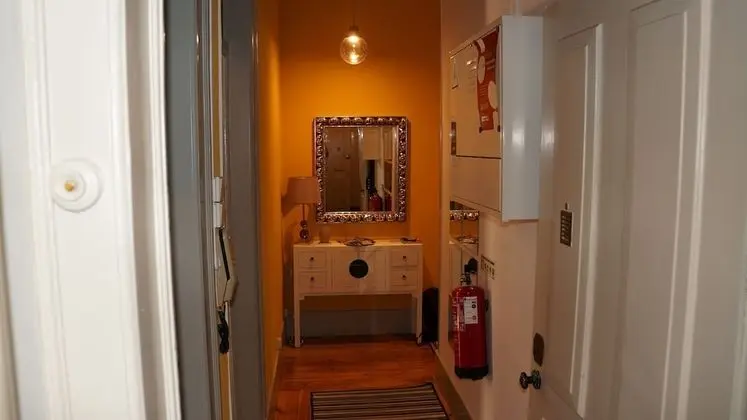 White and Grey Lisbon - Hostel - İç Mekan