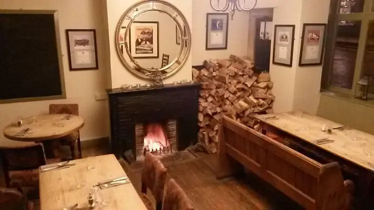 The White Hart - İç Mekan