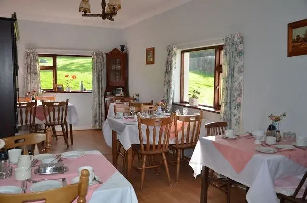 White Heather Farmhouse - Yerinde Yemek