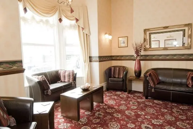 White Heather Hotel - Lobi