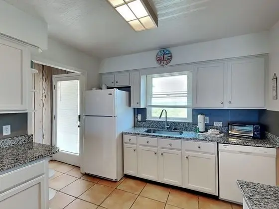 White Heron Beach House - Genel
