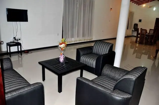 White Horse Guesthouse - Lobi