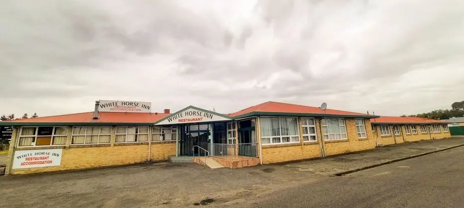 White Horse Inn Restaurant & Motel - Öne Çıkan Resim