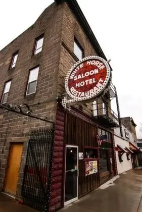 White Horse Hotel - Dış Mekan