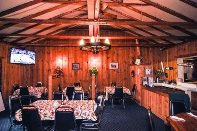 White Horse Hotel - Yerinde Yemek