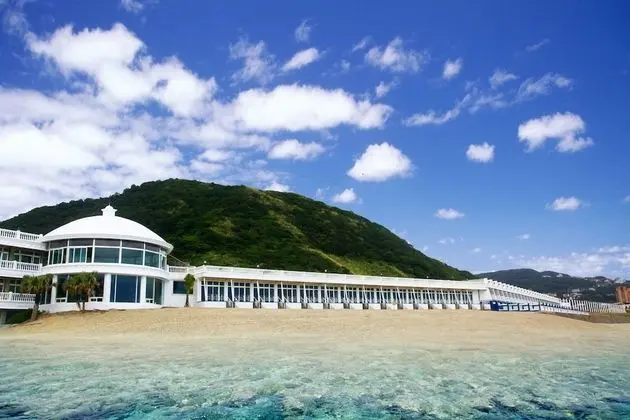 White House Beach Hotspring Resort - Dış Mekan