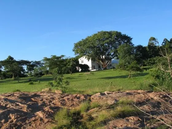 WHITE HOUSE LODGE
