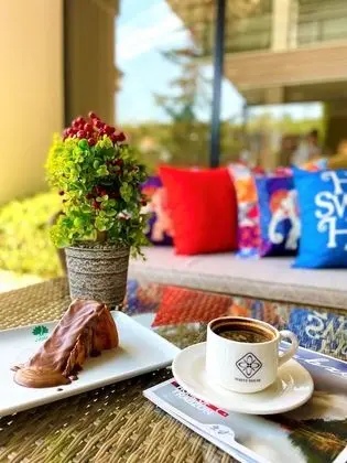 White House Hotel - Dış Mekan