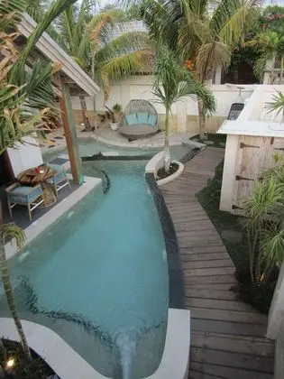 The White Key Luxury Villas - Havuz