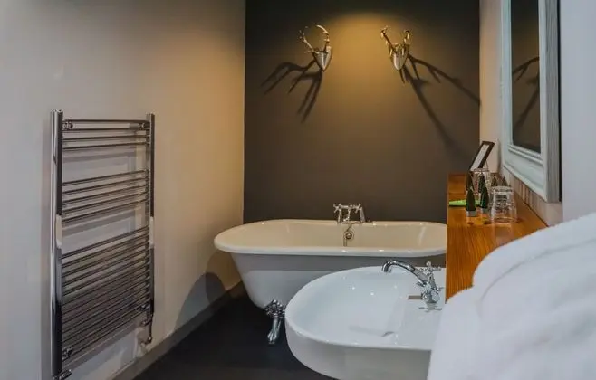 White Lion Hotel - Genel
