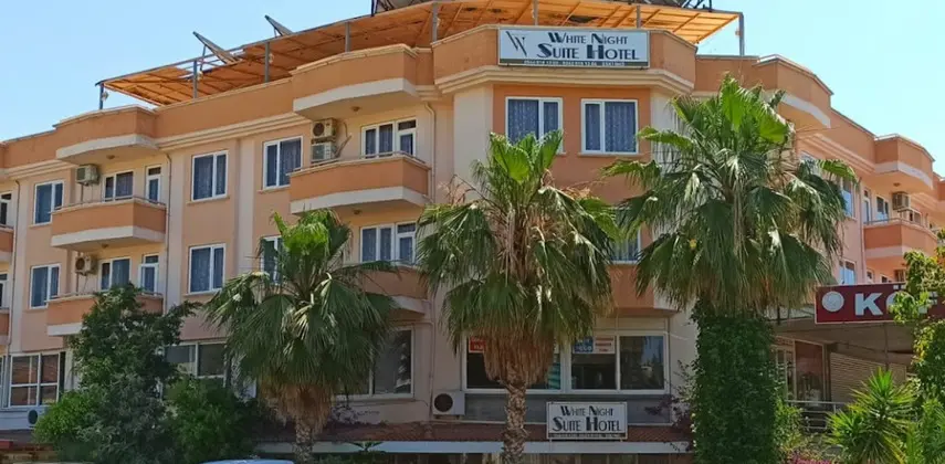 White Night Suite ve Apart Hotel