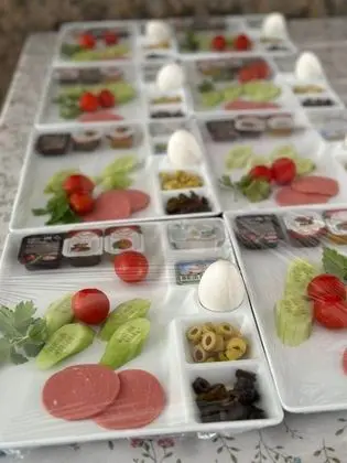 White Night Suite ve Apart Hotel - Yeme / İçme