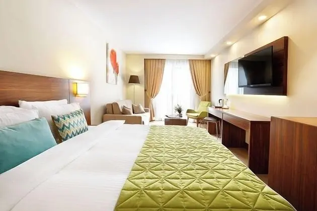 The White Orient Hotel - Öne Çıkan Resim