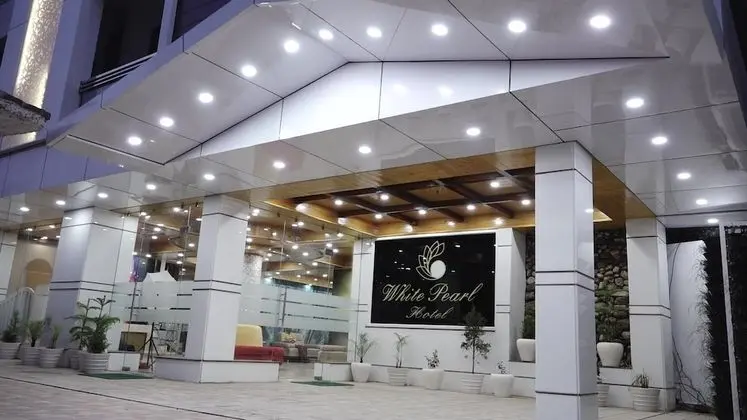 Hotel White Pearl