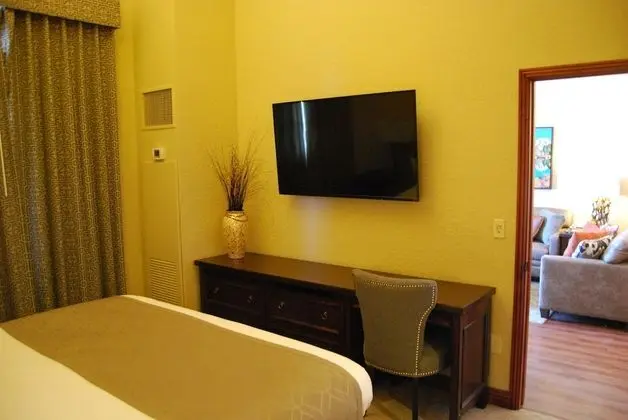 White Pines 1-BD at Westgate - Echo - Oda