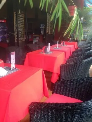 White River II Hostel - Yerinde Yemek