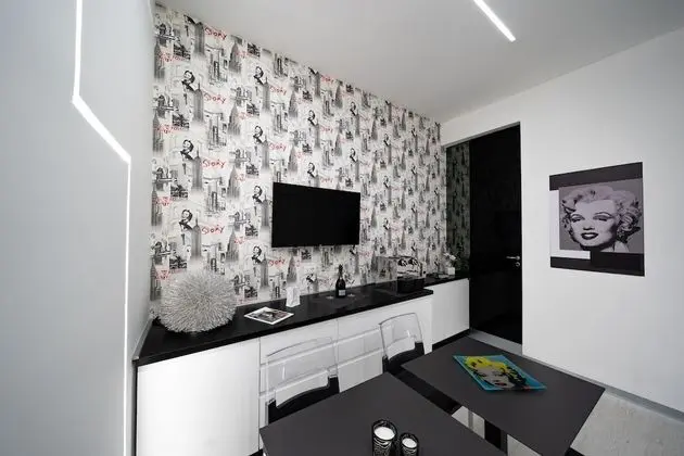 White Rooms - İç Mekan