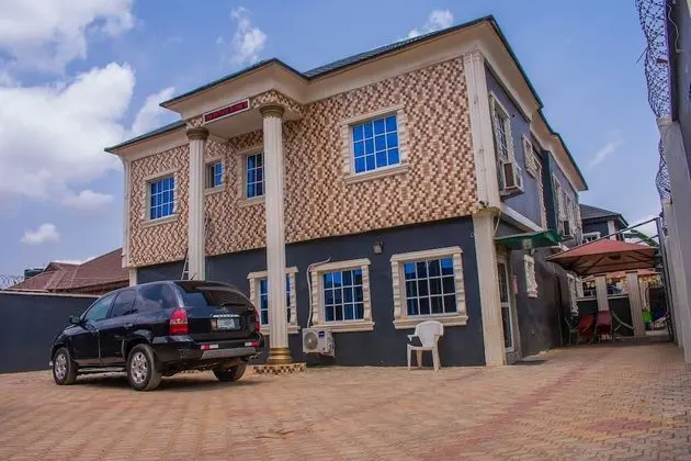 White Rose Suites