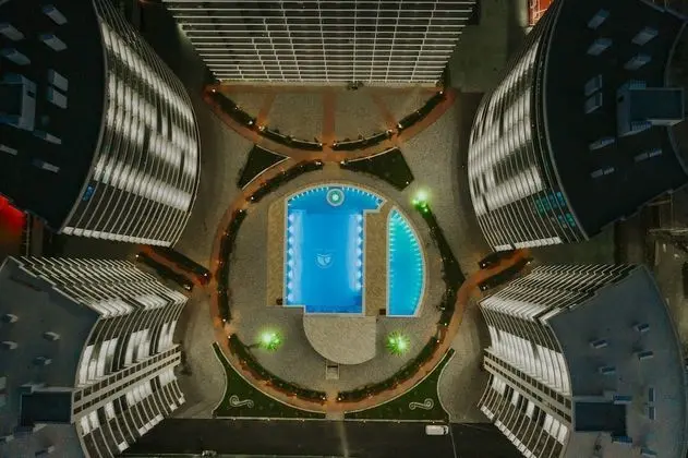 White sails residential hotel - Öne Çıkan Resim