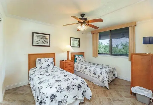 White Sands Village #309 - Oda