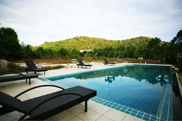 White at Sea Resort - Havuz