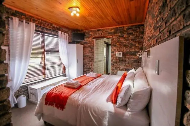 White Shark Guest House - Oda