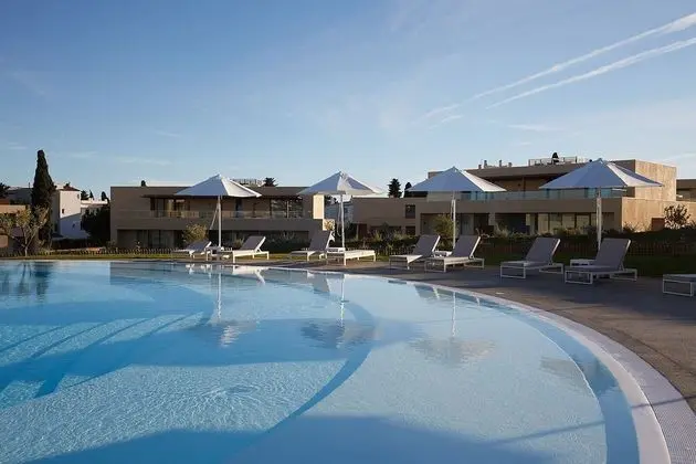 White Shell Beach Villas