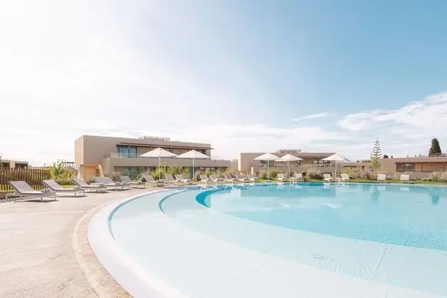 White Shell Beach Villas - Havuz