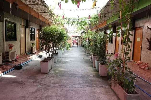 White Square Rayong - Dış Mekan