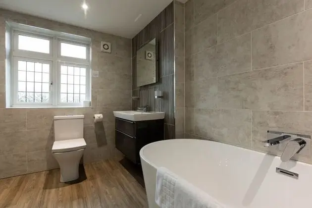 The White Swan - Banyo Tipleri