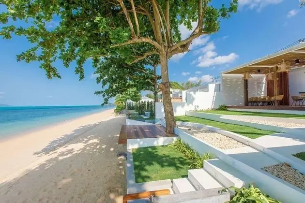 White Whale Beachfront Pool Villa - Dış Mekan