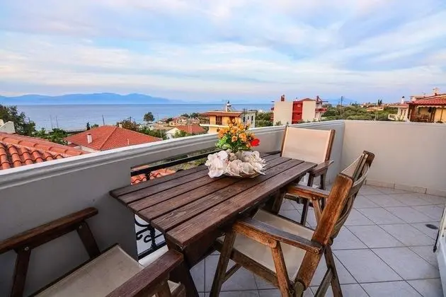 White Villa - Öne Çıkan Resim