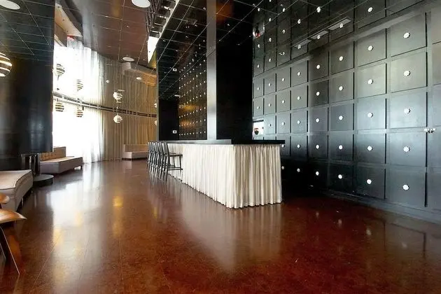 WhiteHall Suites- Yorkville - Lobi