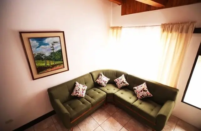 Whitehouse Bed and Breakfast - Lobi