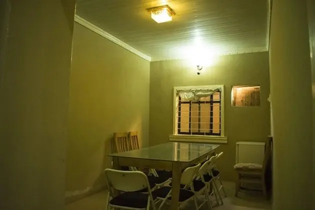 Whitehouse Exclusive Guest House - Yerinde Yemek
