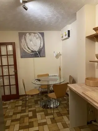 Whitehouse Guest House - Yerinde Yemek