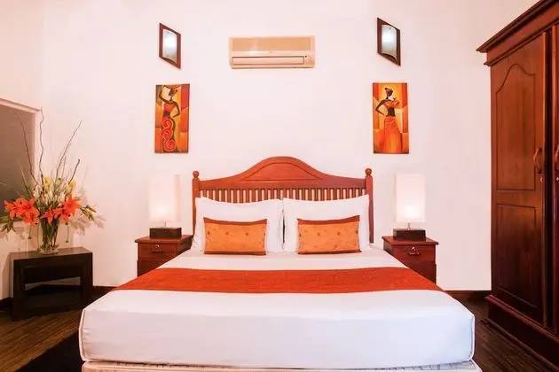 Whitehouse Residencies - Oda