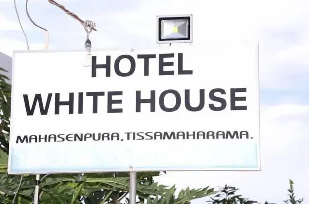 Hotel  Whitehouse